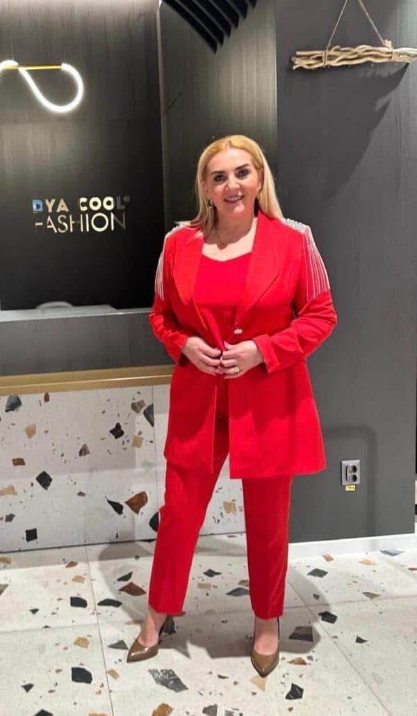 Costum Dama cu Cristale DYA301