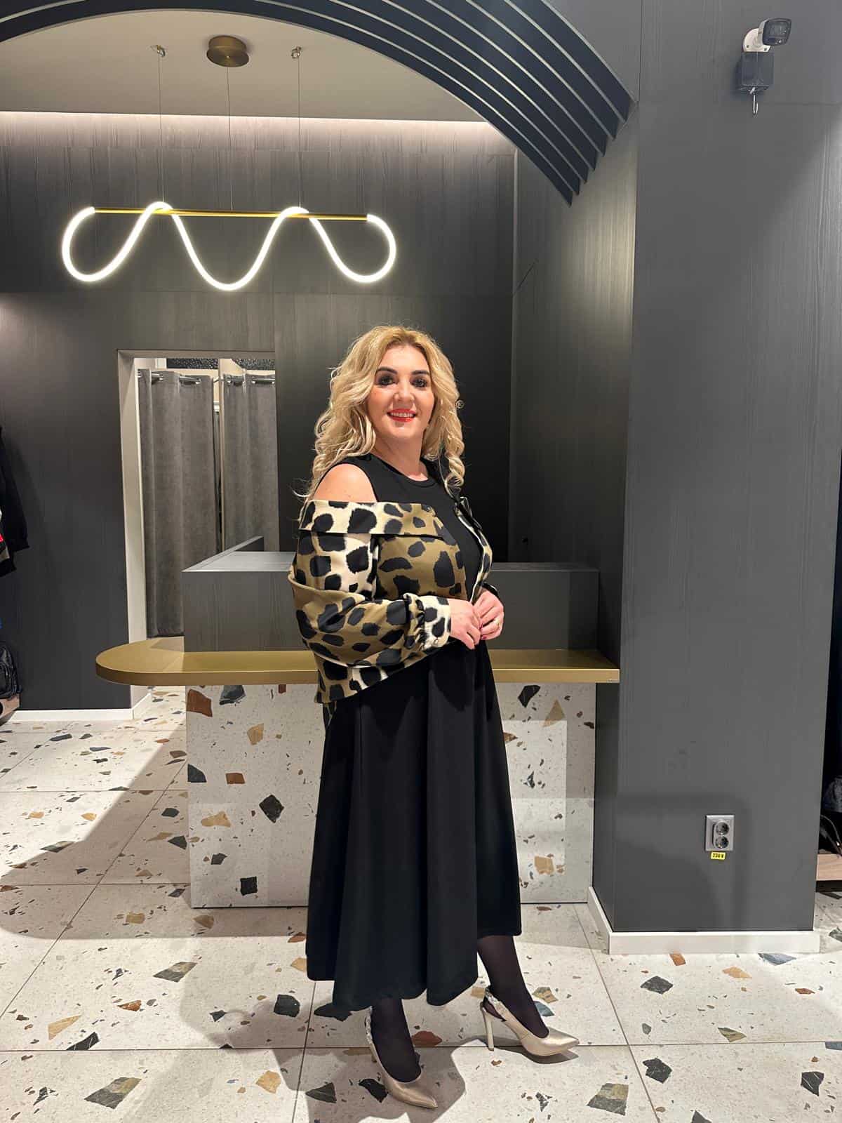 Rochie cu Mancea Cazuta DYA328 - imagine 2