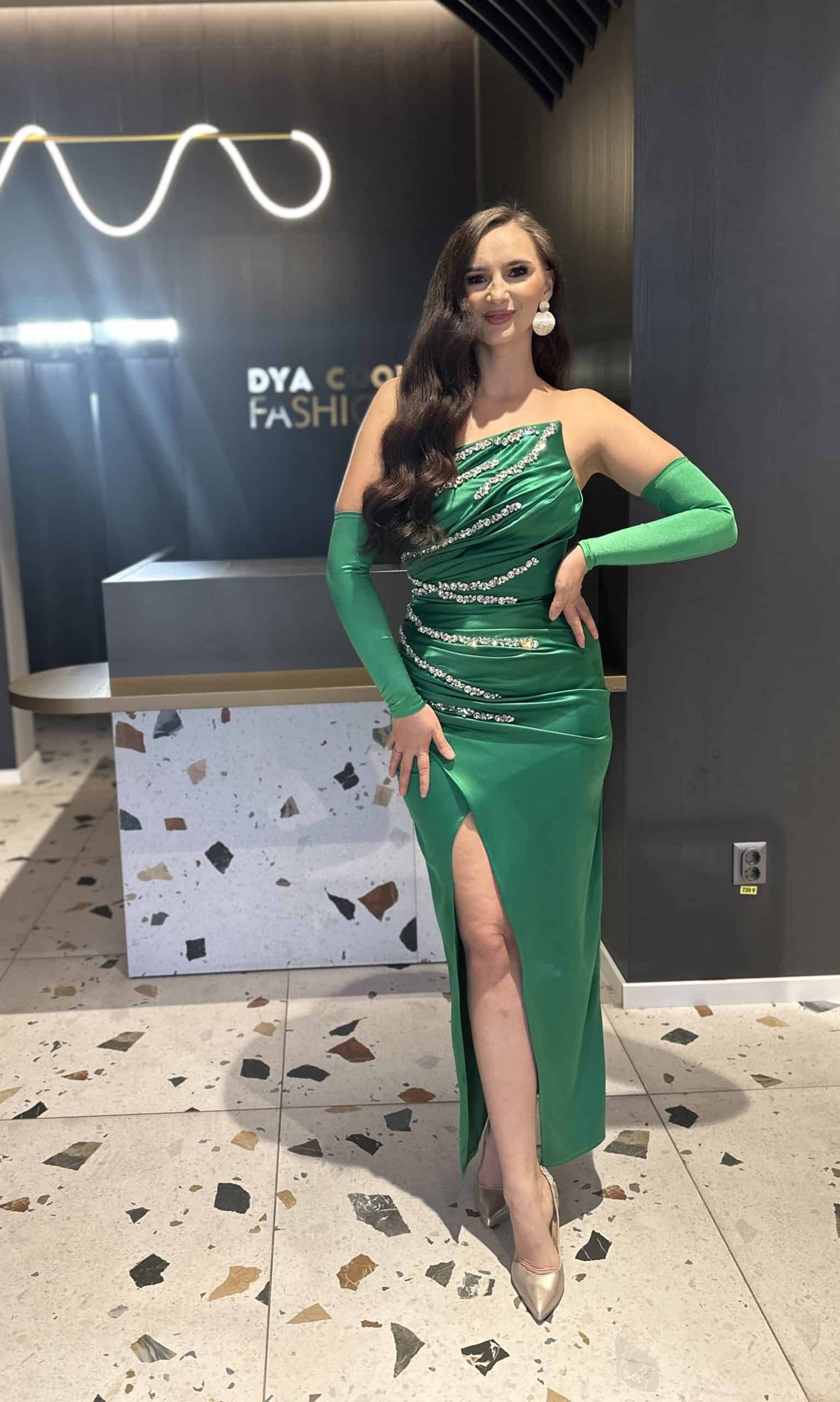 Rochie Satin Cu Cristale  DYA312