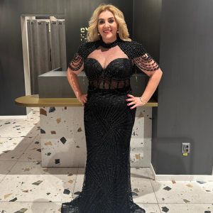 Rochie Lunga cu Margele Negre DYA322