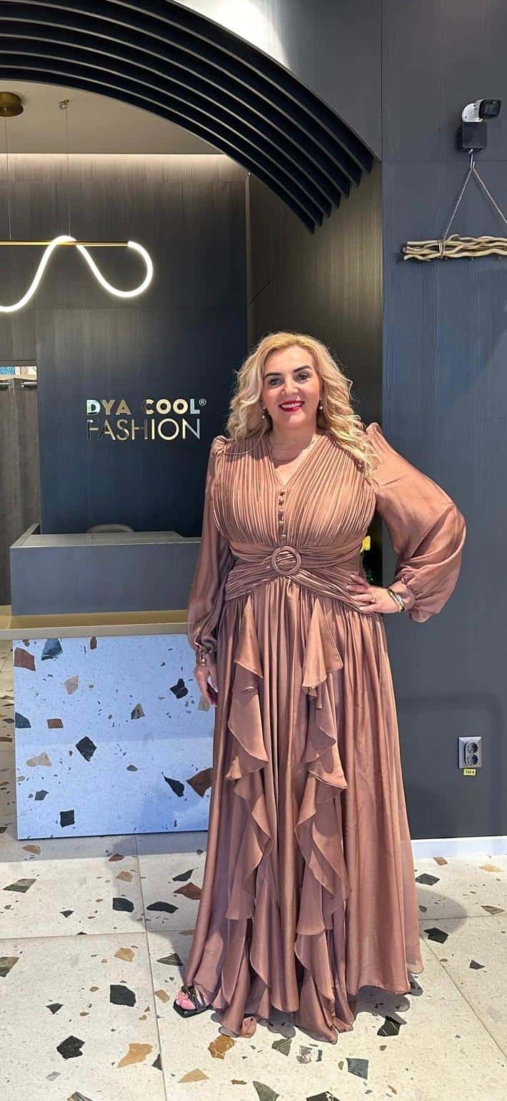 Rochie Lunga cu Maneci DYA348