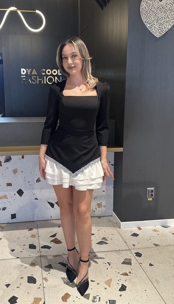 Rochie Scurta Negru-Alb DYA389