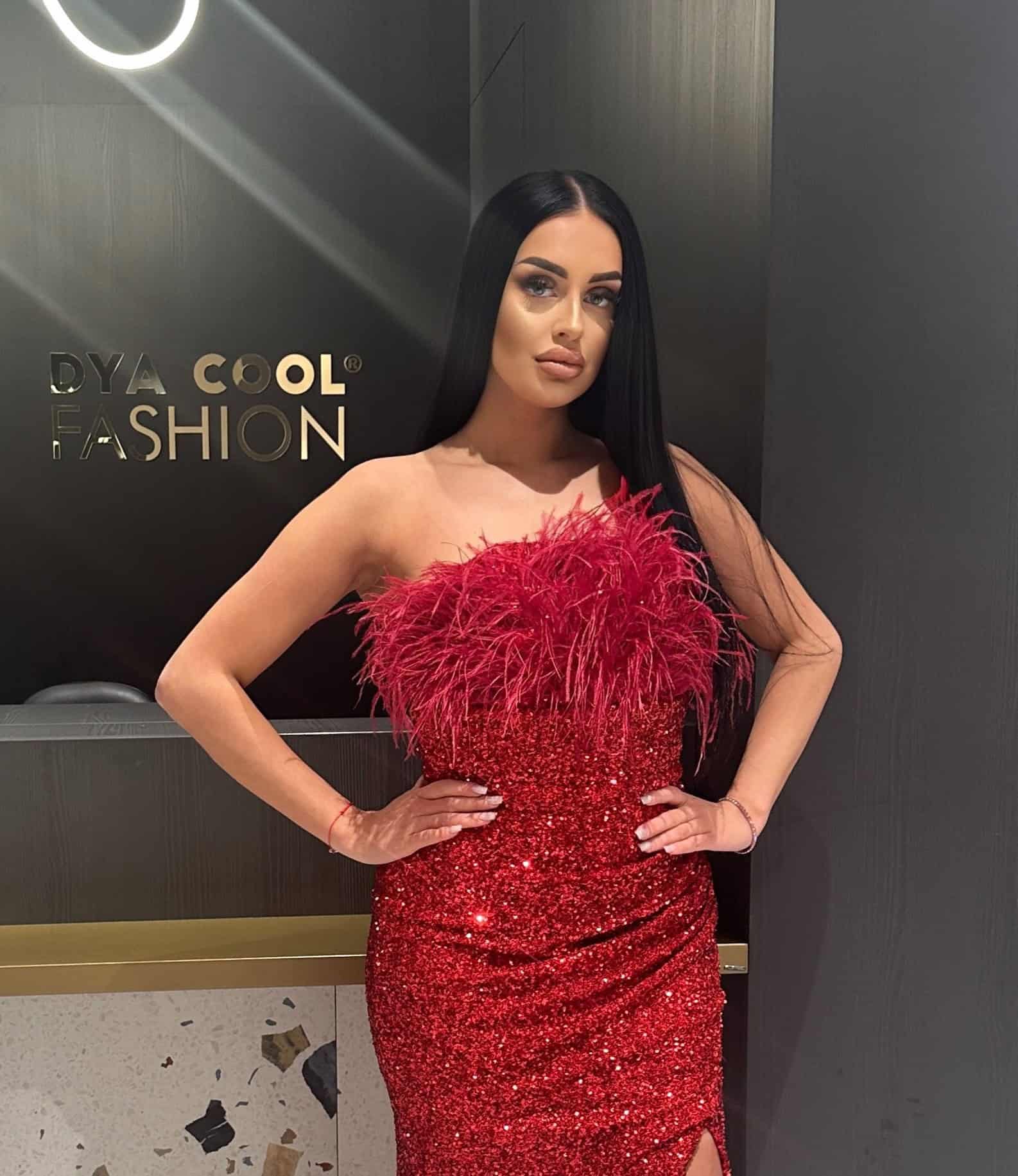Rochie Lunga Rosie cu Paiete si Pene DYA414 - imagine 2
