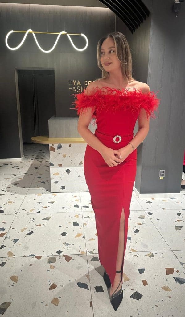 Rochie Lunga Rosie Cu Pene DYA646 - imagine 5