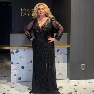 Rochie Lunga Lux Neagra cu Mancea Lunga DYA682