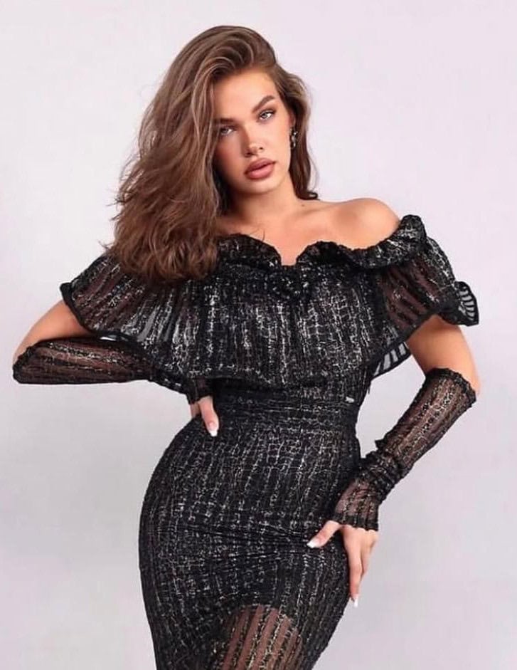 Rochie Midi Neagru Glow DYA688