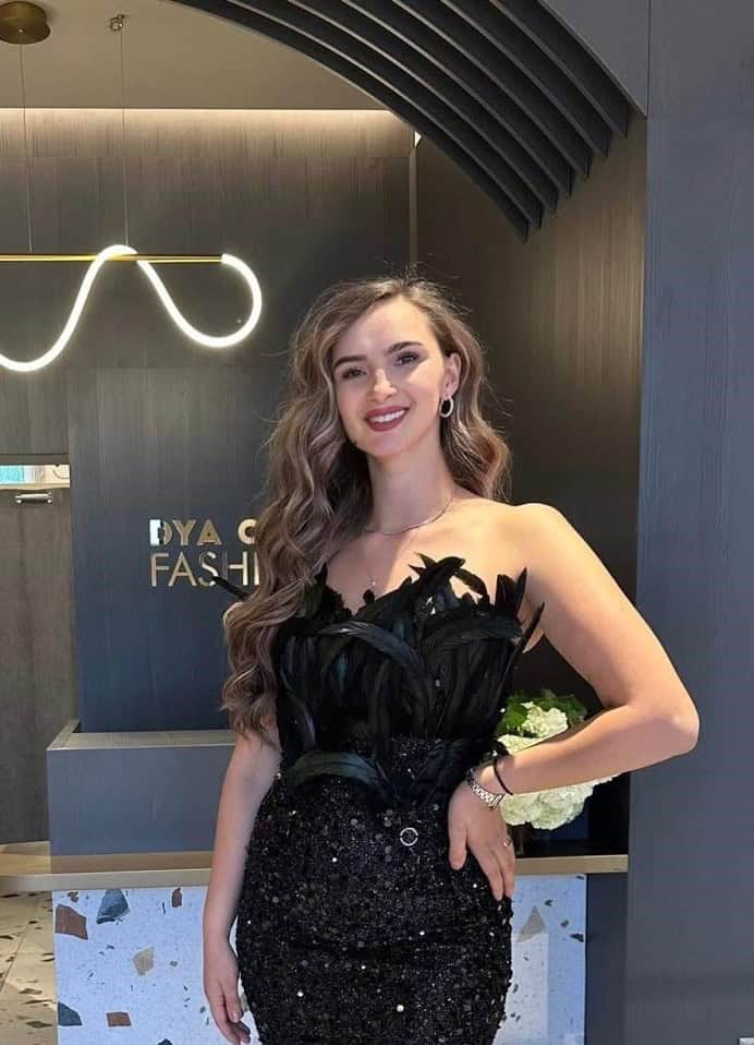 Rochie Midi Negru cu Pene DYA718