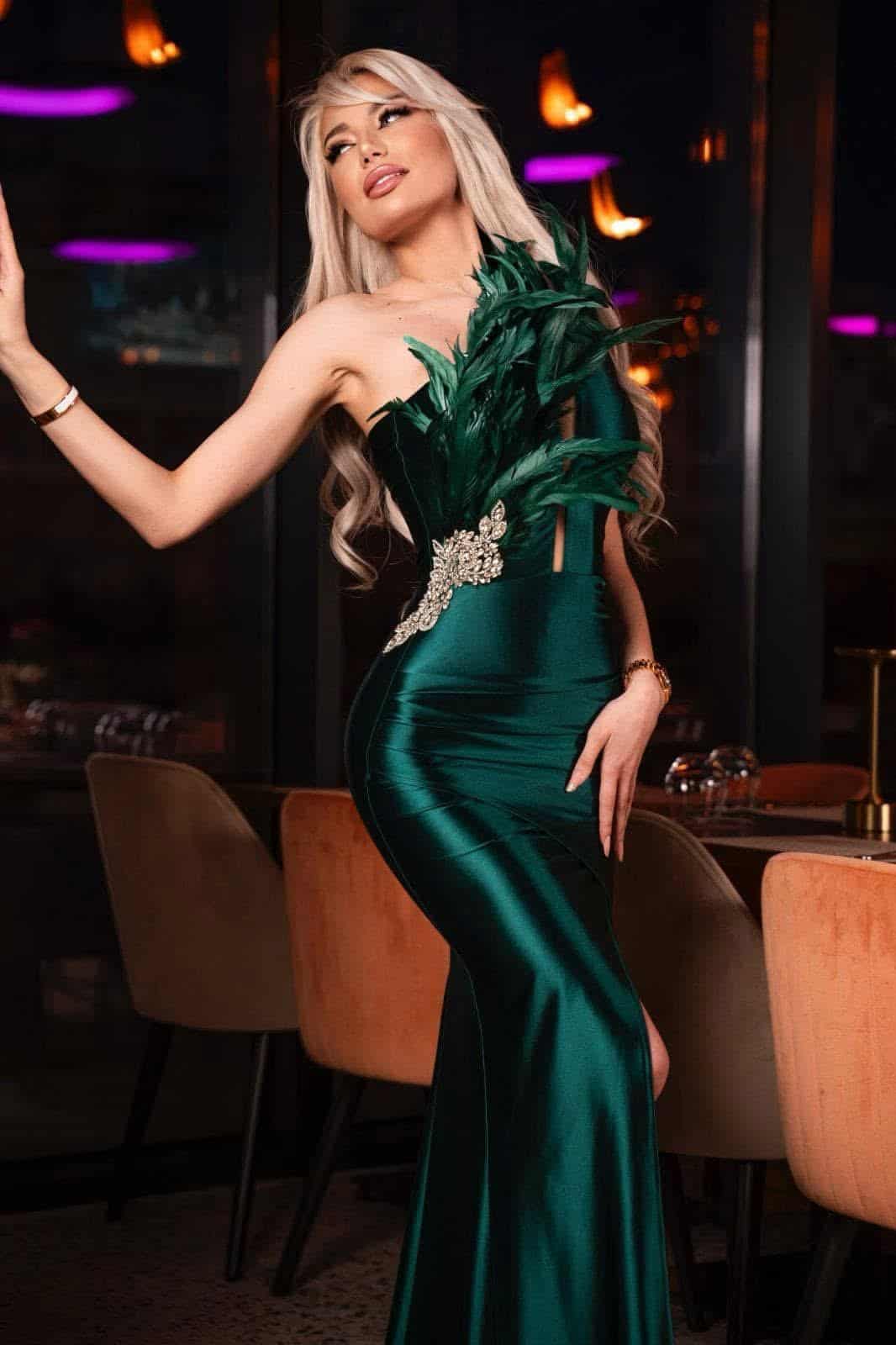 Rochie Lunga Verde Cu Pene DYA736 - imagine 4