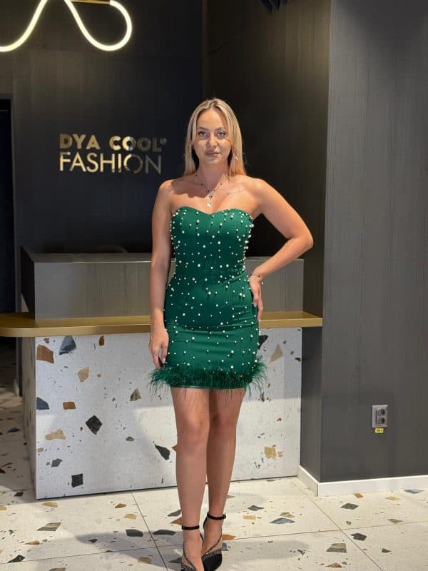 Rochie Scurta Verde Perle si Pene DYA818