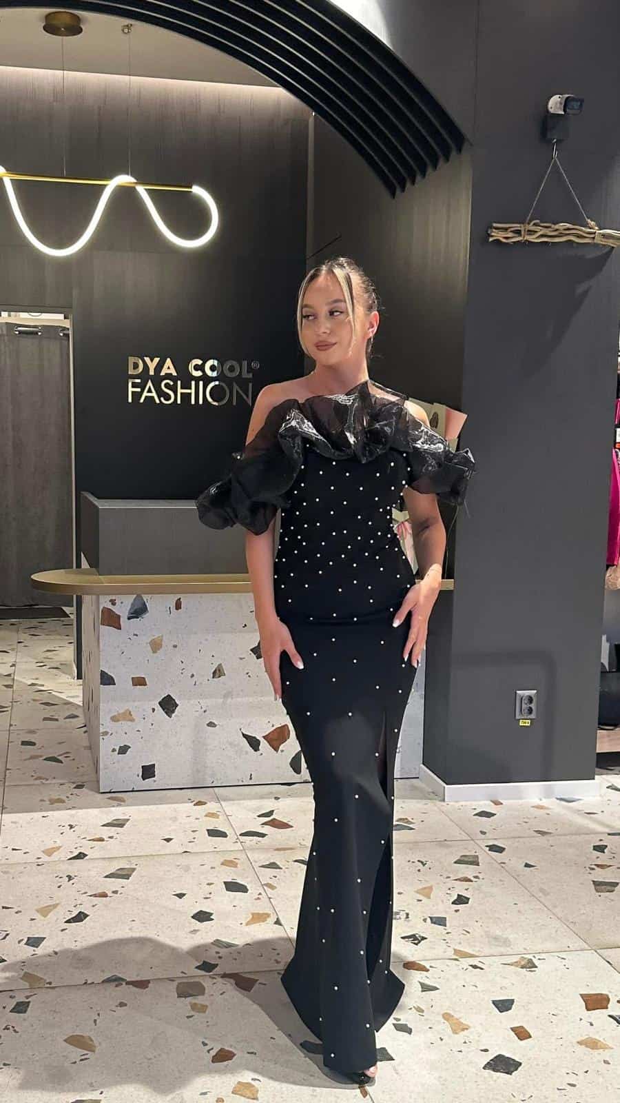 Rochie Lunga Negru cu Perle DYA838