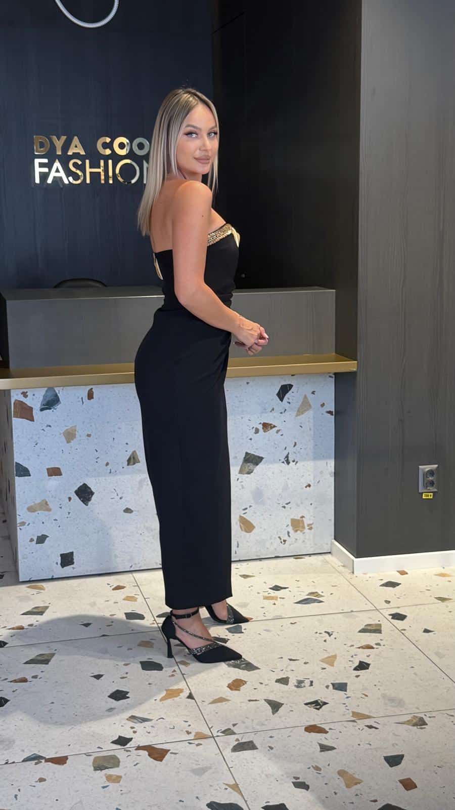 Rochie Midi Negru Mulata pe Corp DYA912 - imagine 3
