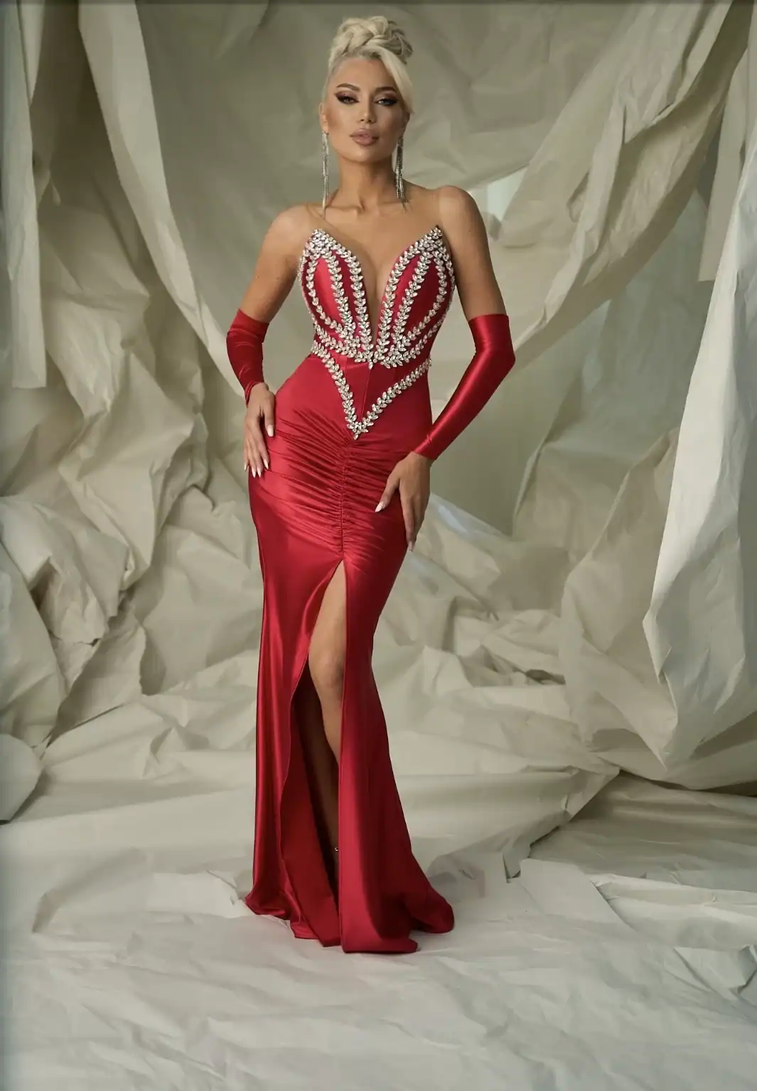Rochie Lunga din Satin Rosu DYA321 - imagine 3