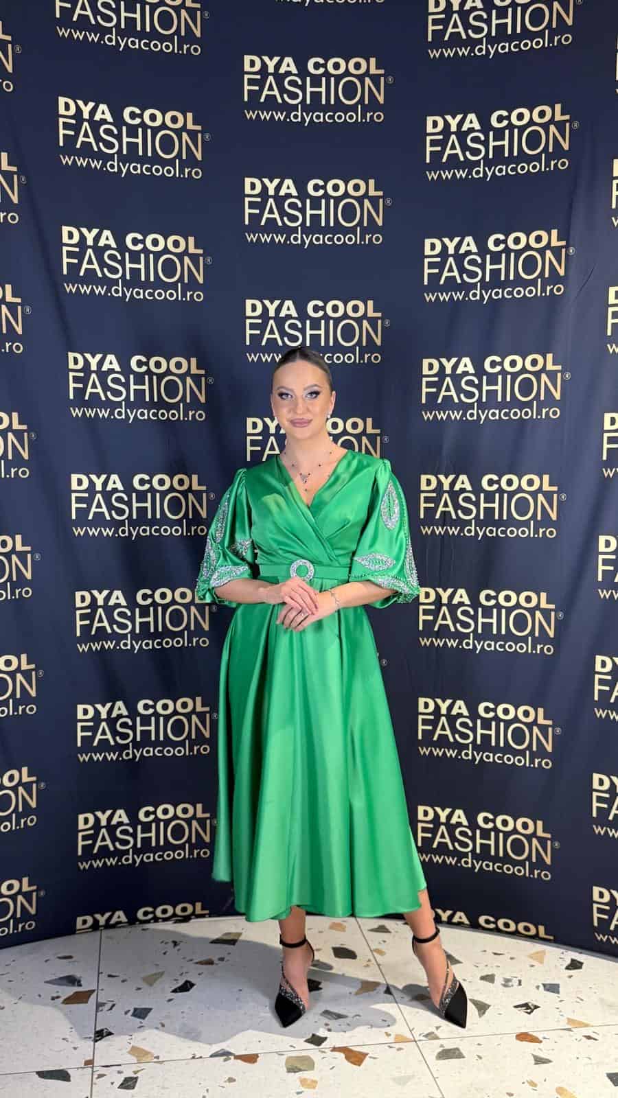 Rochie Midi Verde Satin Maneca 3/4 DYA970 - imagine 2