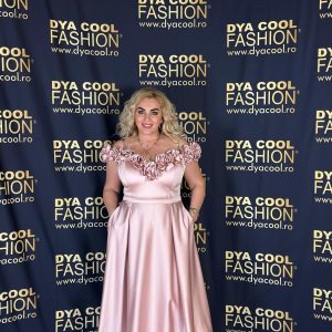 Rochie Midi Roz Satin Flower Pocket DYA975