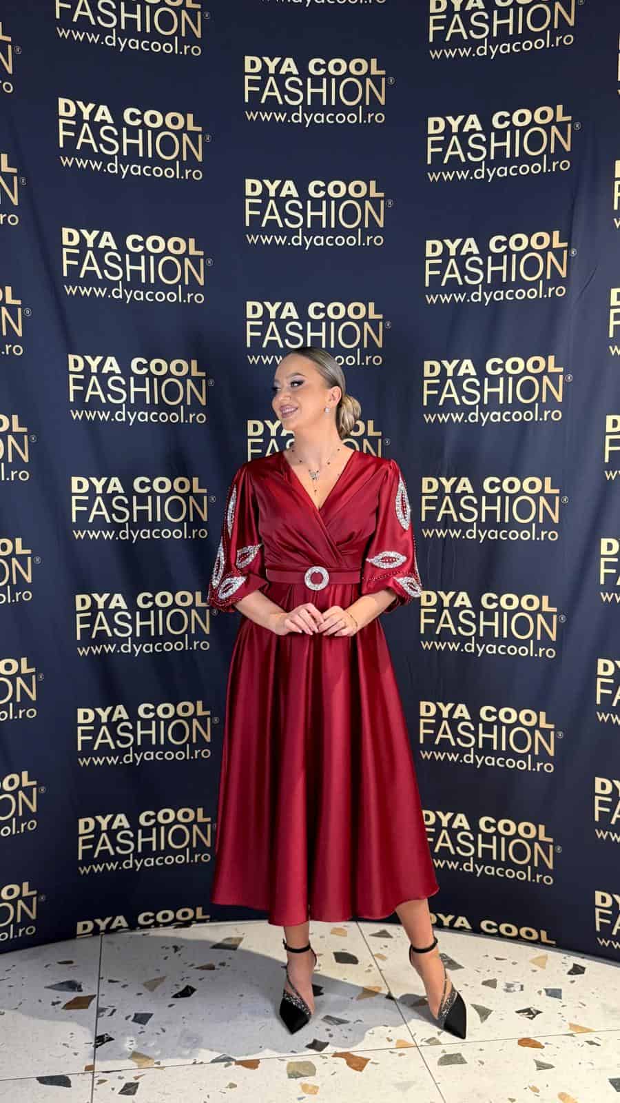 Rochie Midi Visiniu cu Cristale DYA980 - imagine 2