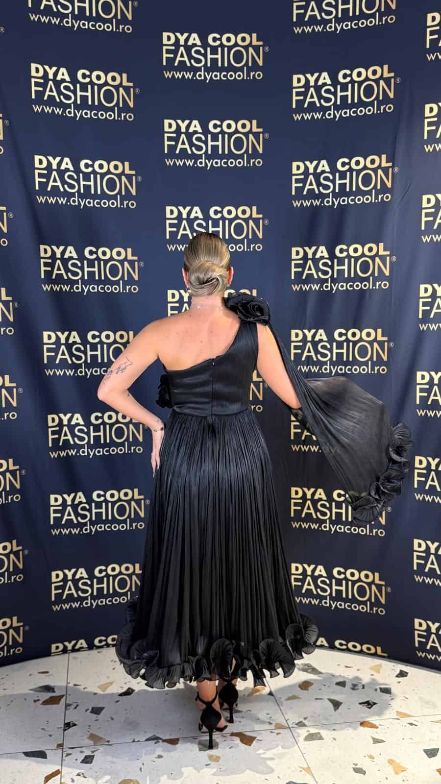 Rochie Midi Eleganta Negru cu Volane si Pliuri DYA987 - imagine 6