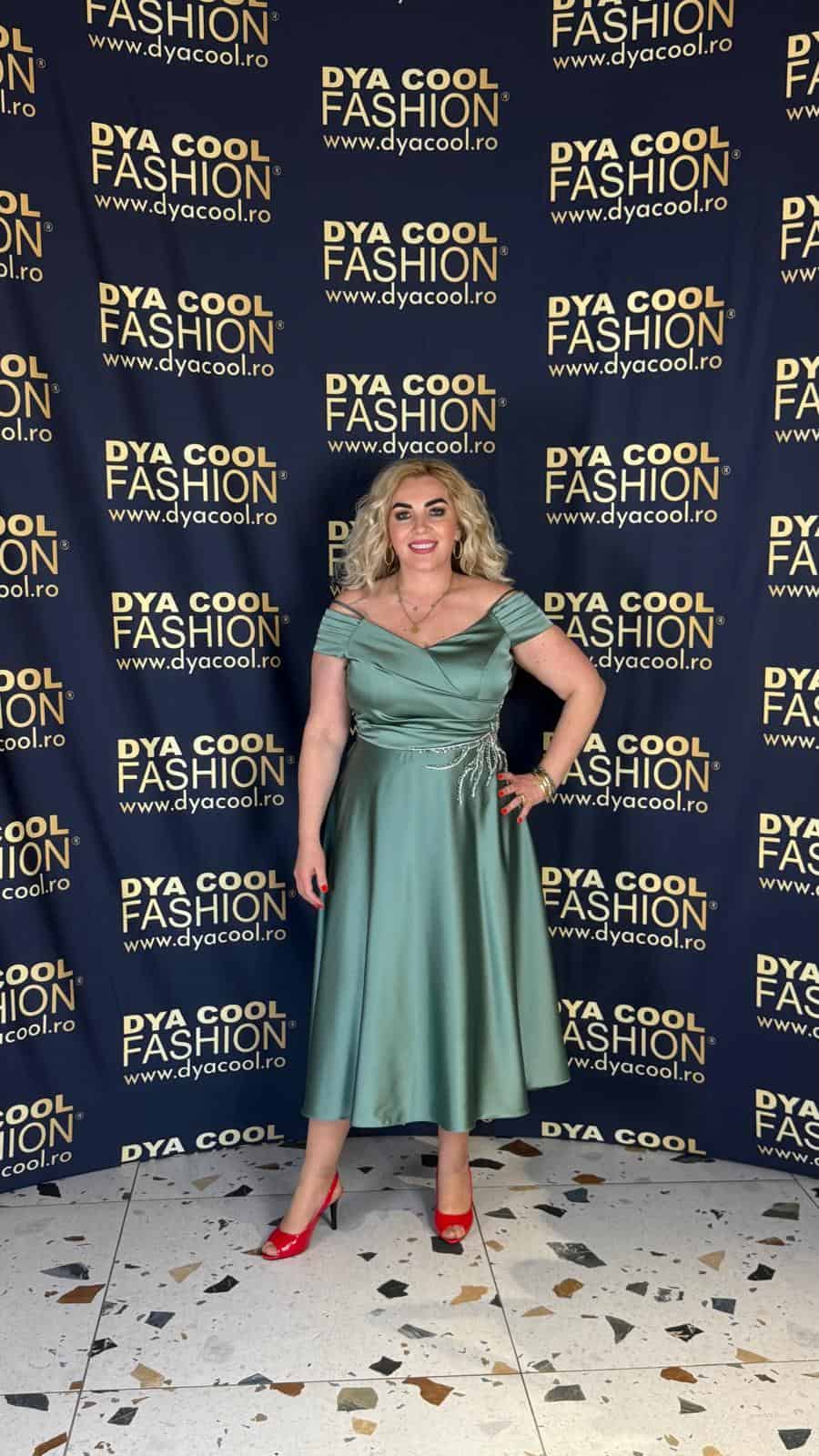 Rochie Midi Verde Satin Cristale DYA974