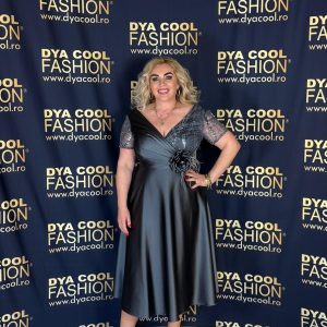 Rochie Midi Negru Satin Cristale DYA1008