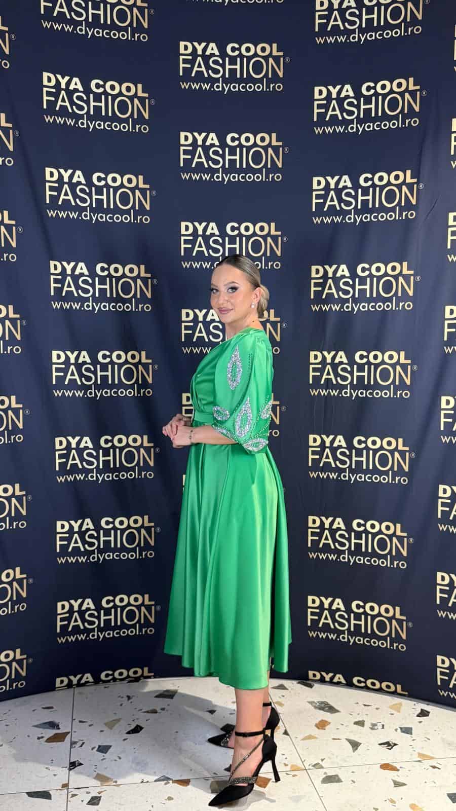 Rochie Midi Verde Satin Maneca 3/4 DYA970 - imagine 3