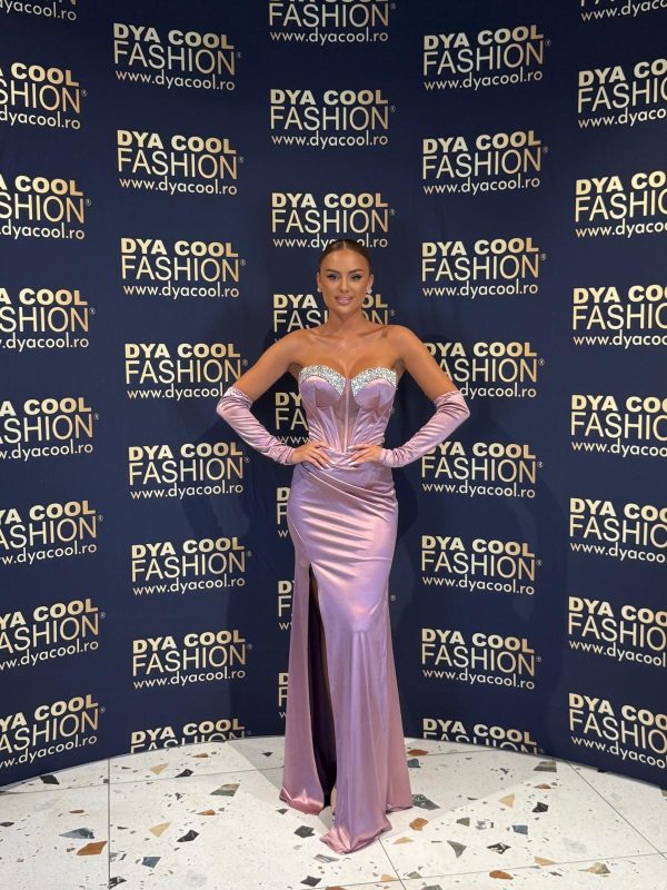 Rochie Lunga Mov Satin cu Maneca DYA1071