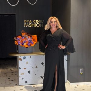 Rochie Lunga Neagră Elegantă cu Voal DYA1151