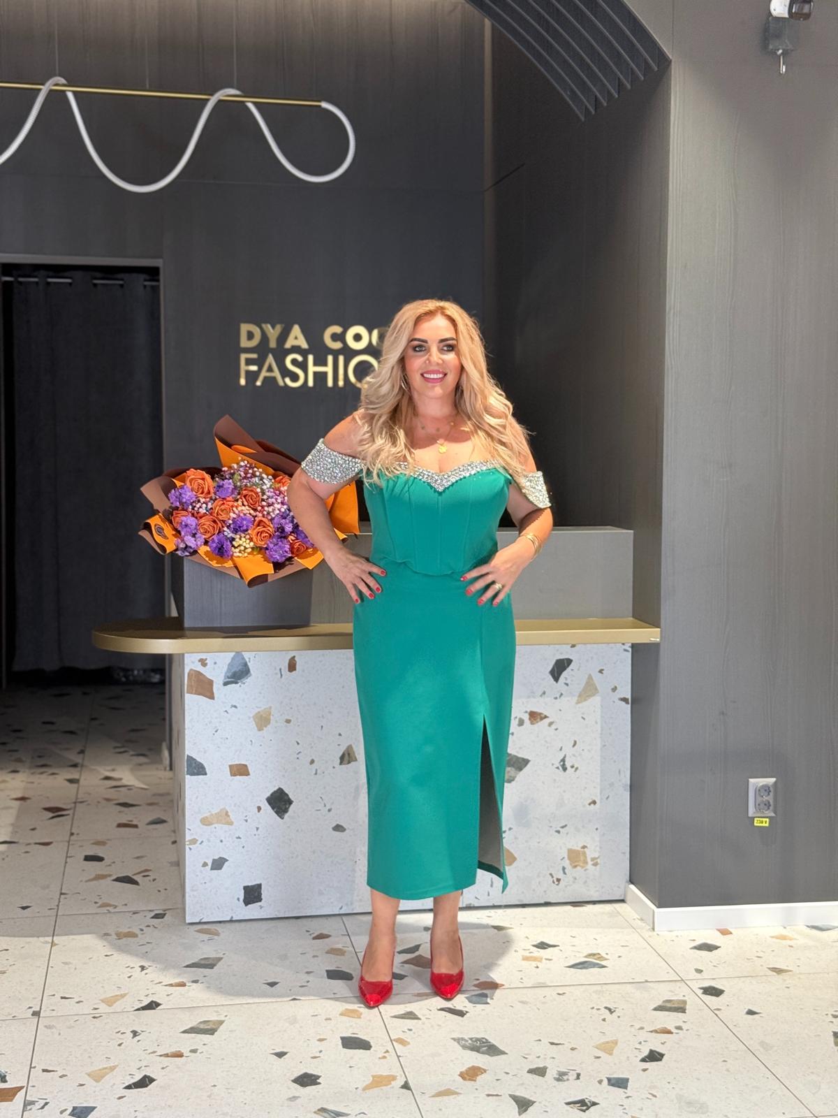 Rochie Midi Verde cu Umeri Goi DYA1163 - imagine 2