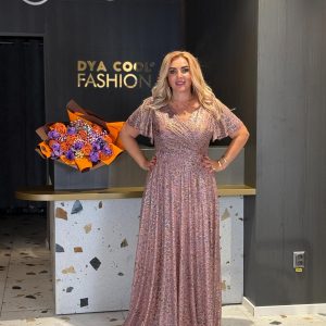 Rochie Lungă Roz Pudră Cu Efect Metalic DYA1185