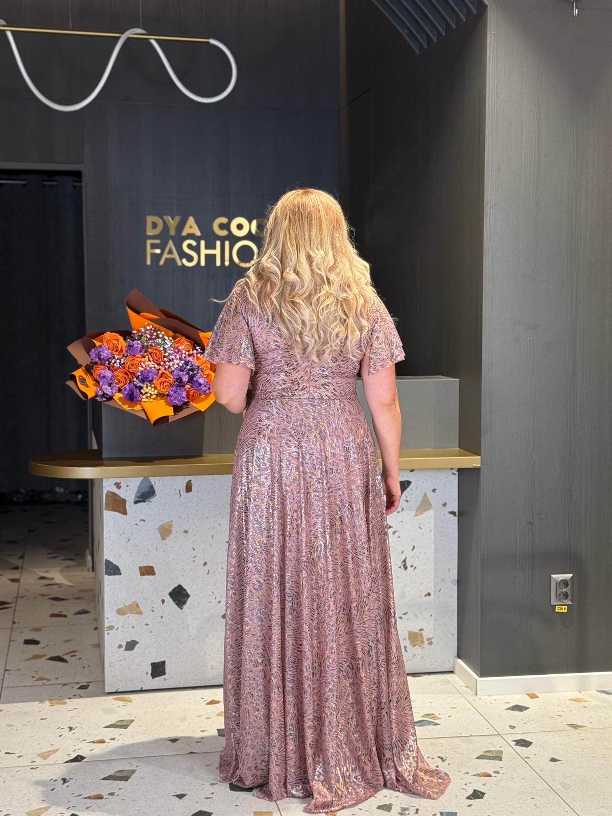 Rochie Lungă Roz Pudră Cu Efect Metalic DYA1185 - imagine 4