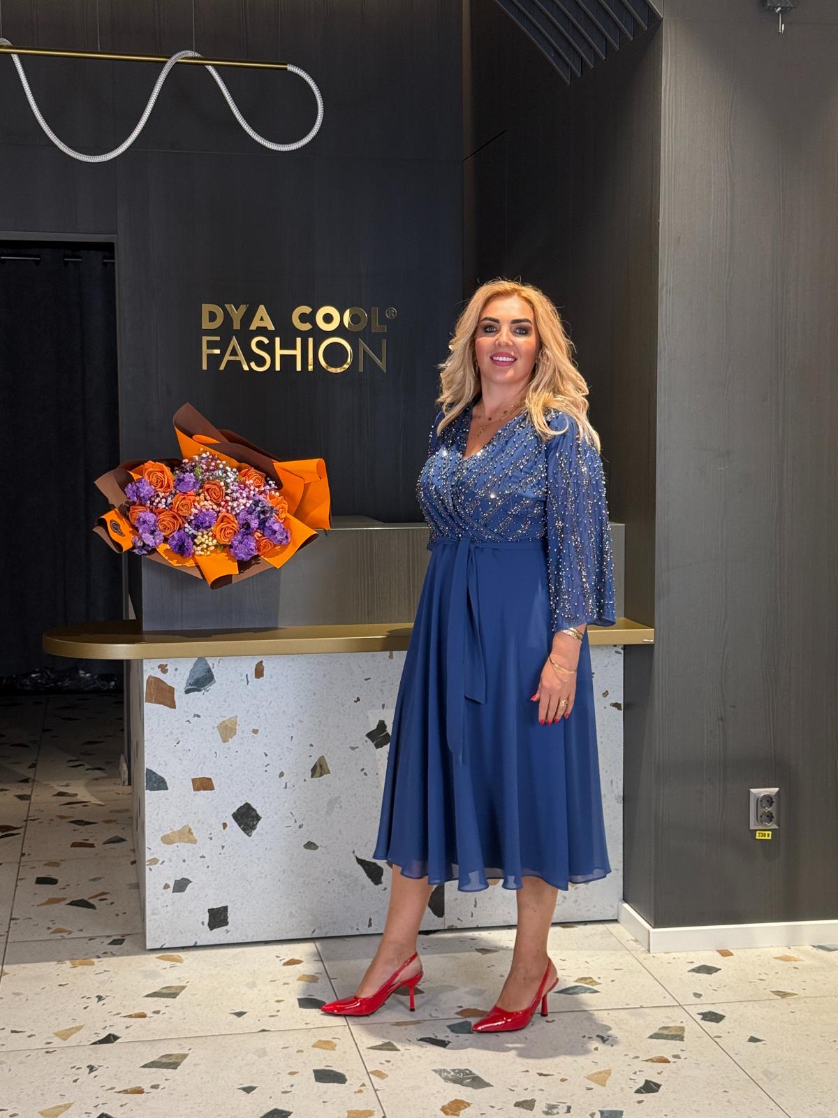 Rochie Midi Albastră Cu Bust Din Paiete DYA1188 - imagine 3