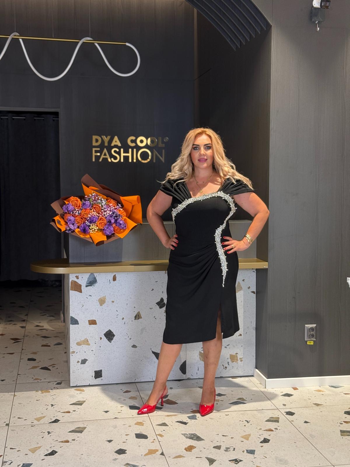 Rochie Midi Negru cu Cristale DYA1162