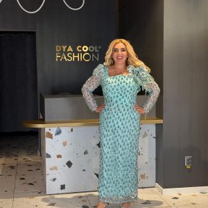 Rochie Lungă Turcoaz Din Tull Cu Paiete Și Floare 3D DYA1227