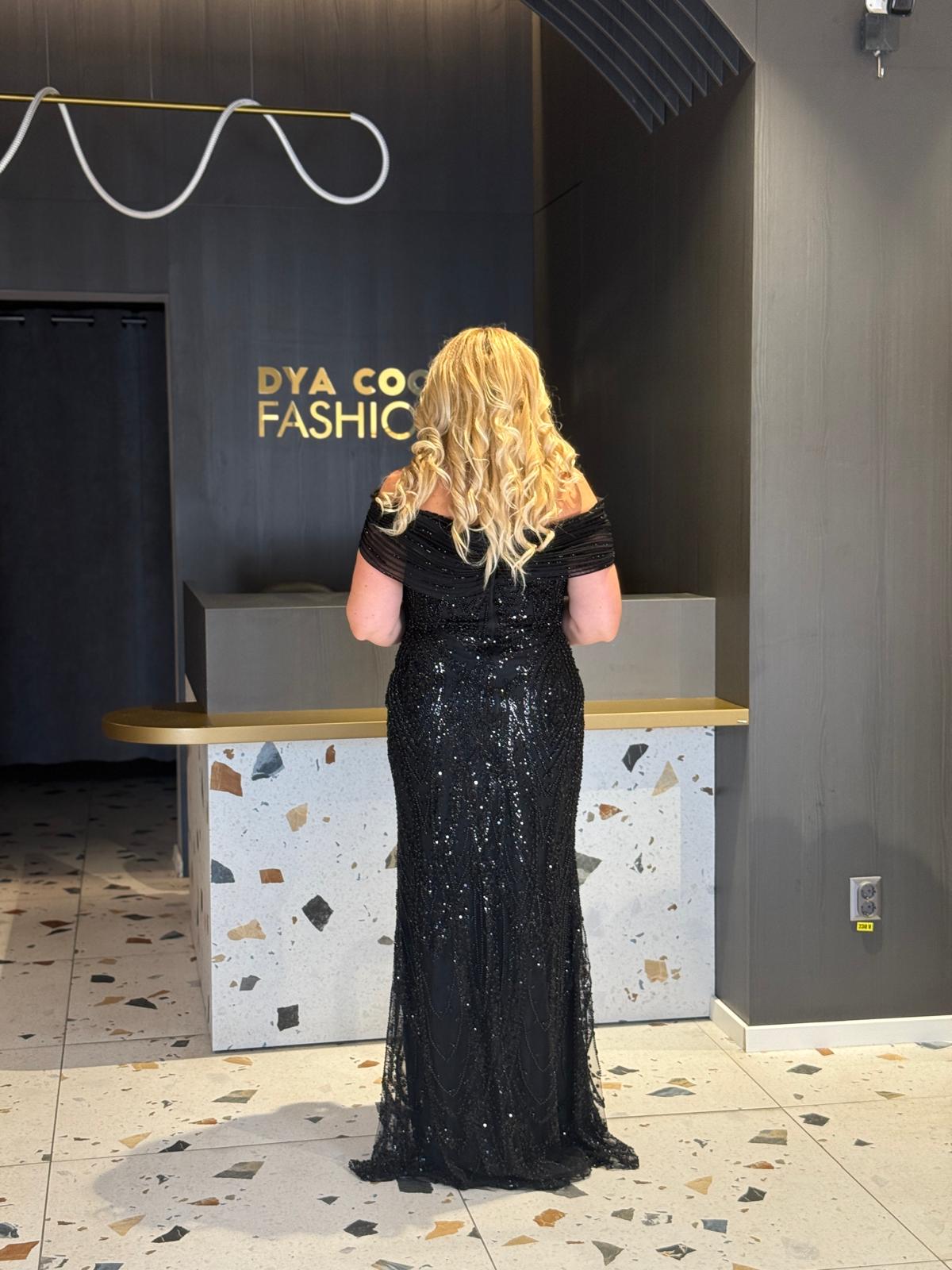 Rochie Lungă Neagră Din Tull Cu Paiete Llx DYA1229 - imagine 4