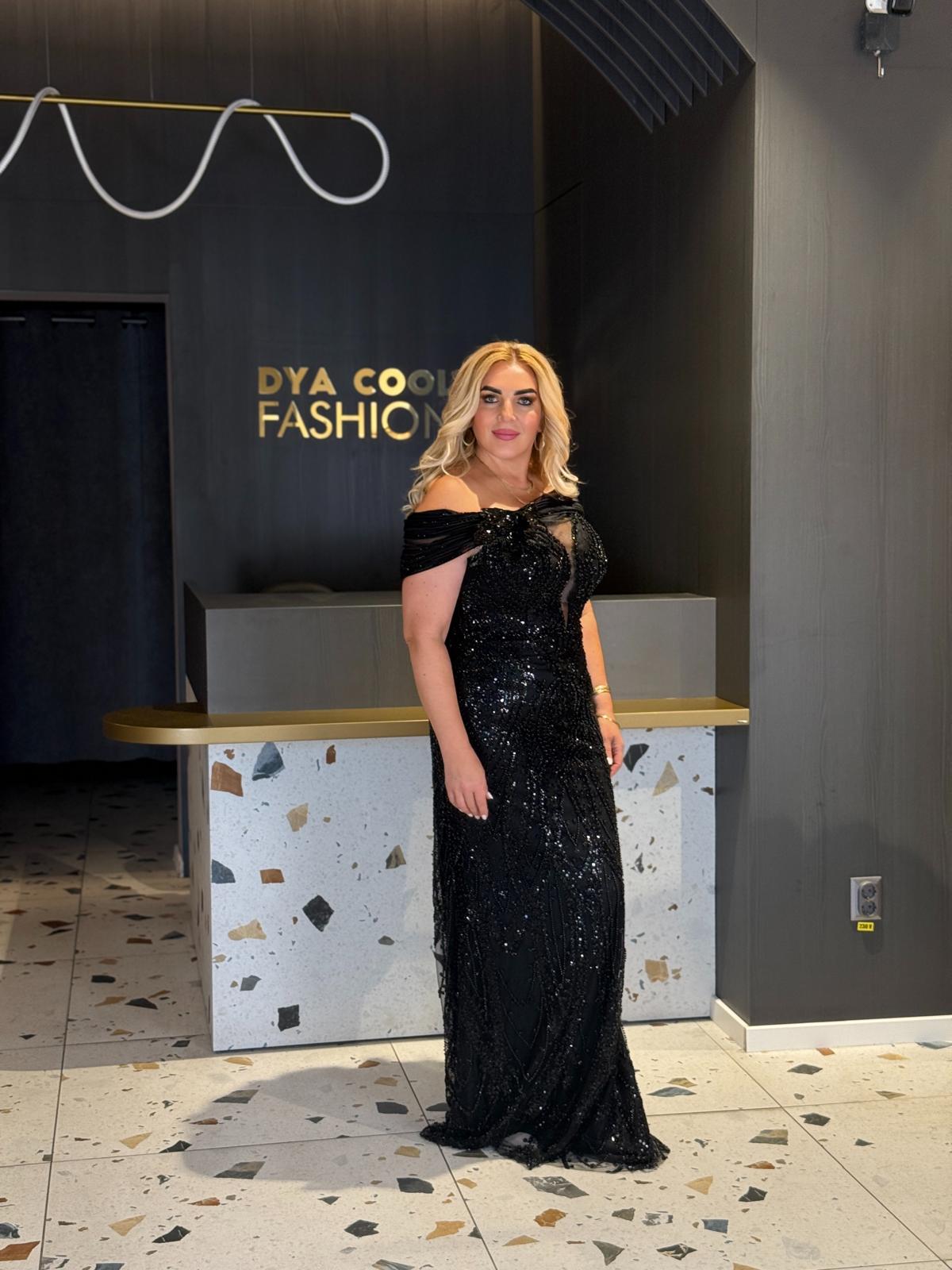Rochie Lungă Neagră Din Tull Cu Paiete Llx DYA1229 - imagine 3