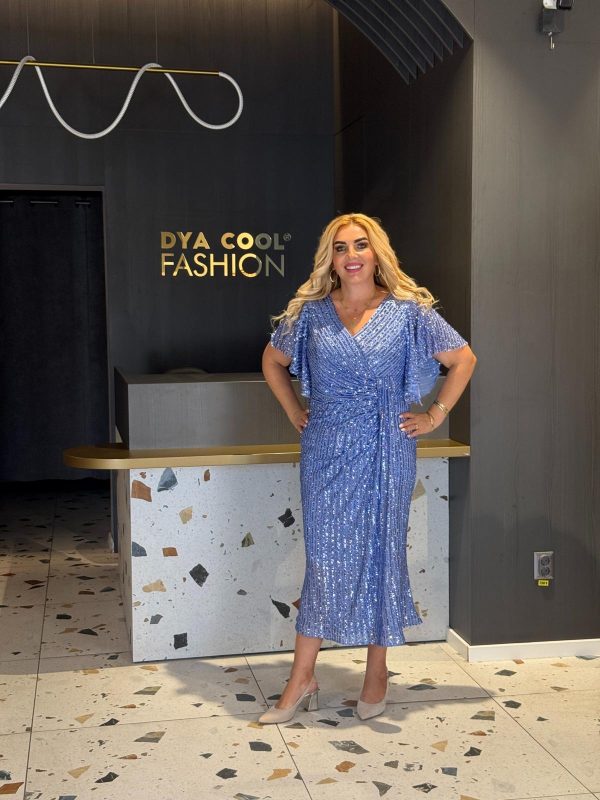 Rochie Midi Albastra Cu Paiete Si Decolteu In V DYA1233