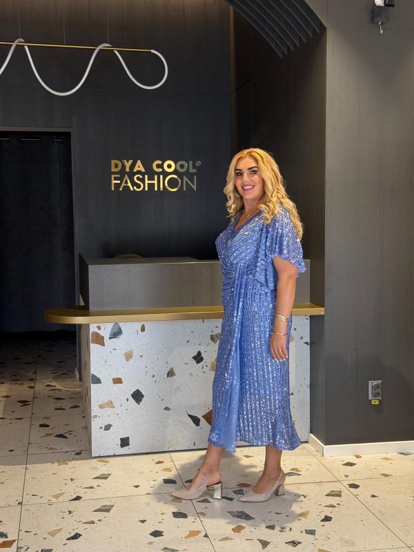 Rochie Midi Albastra Cu Paiete Si Decolteu In V DYA1233 - imagine 2