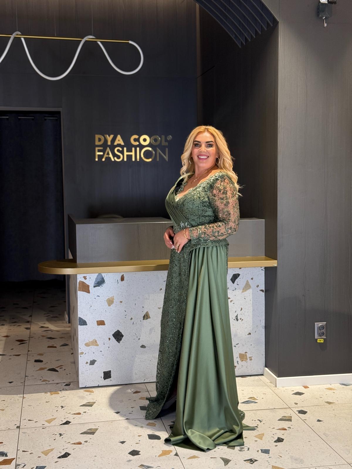 Rochie Lungă Verde Din Dantelă Și Paiete DYA1237 - imagine 2
