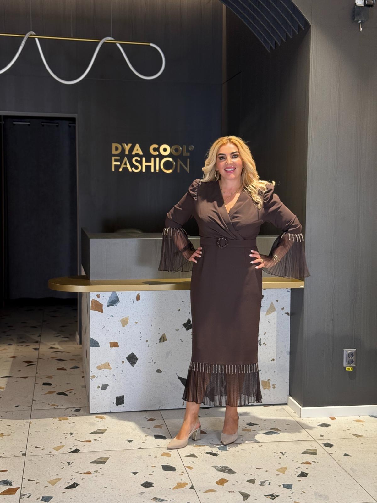 Rochie Midi Maro Cu Detalii Plisate DYA1238