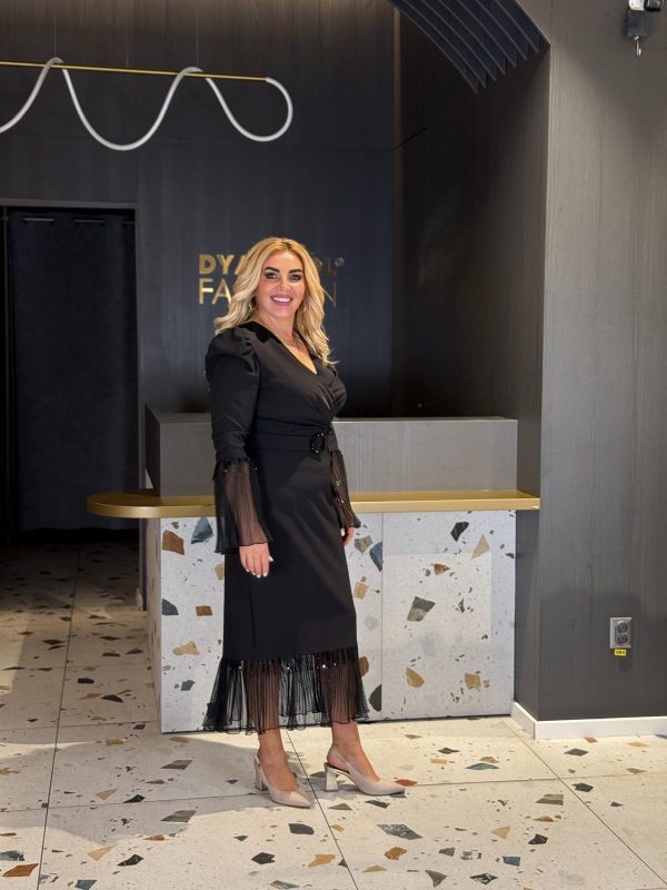 Rochie Midi Neagră Cu Detalii Plisate DYA1239 - imagine 2