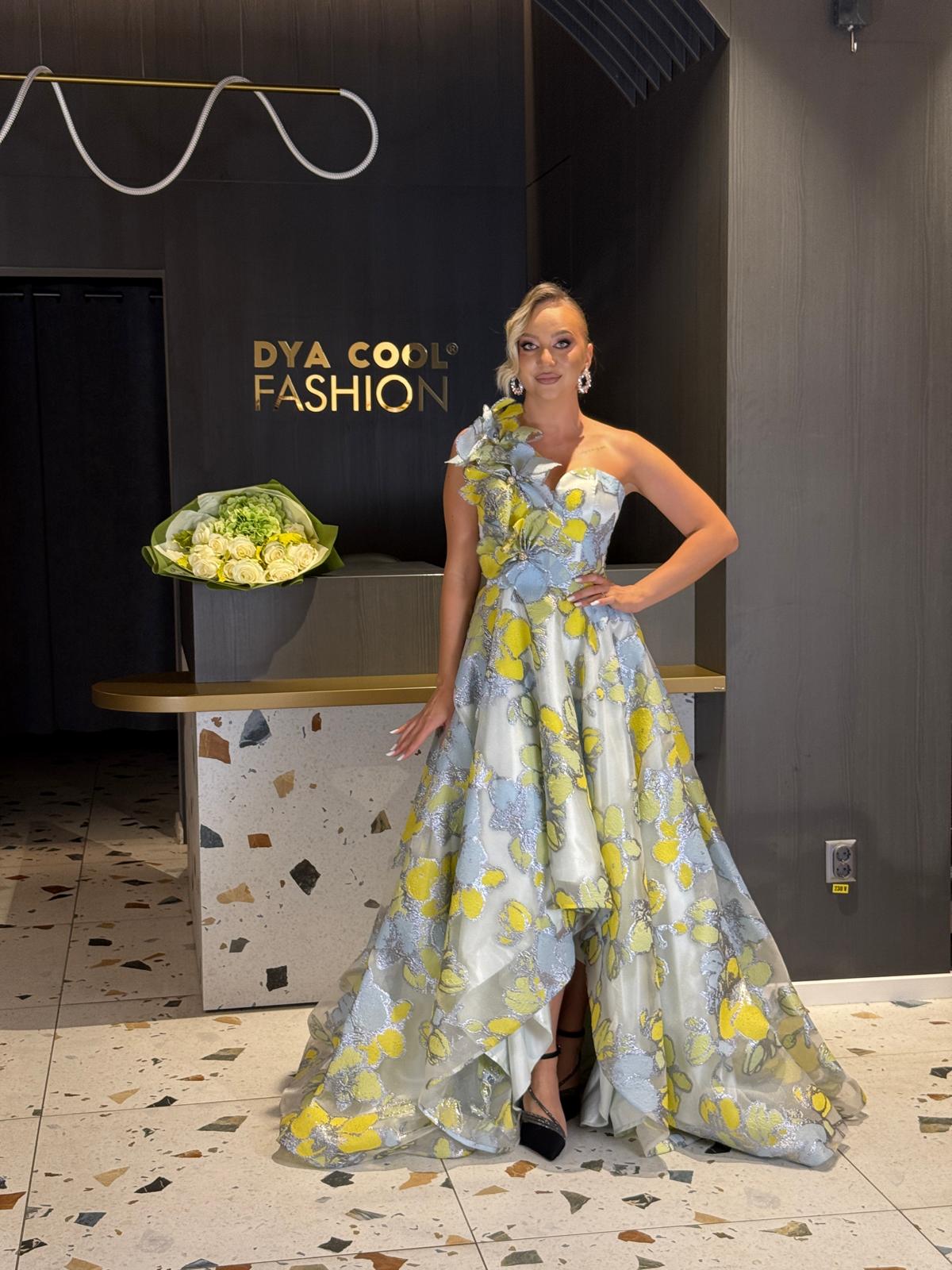 Rochie Asimetrică Lungă Cu Imprimeu Floral Galben-Argintiu DYA1240