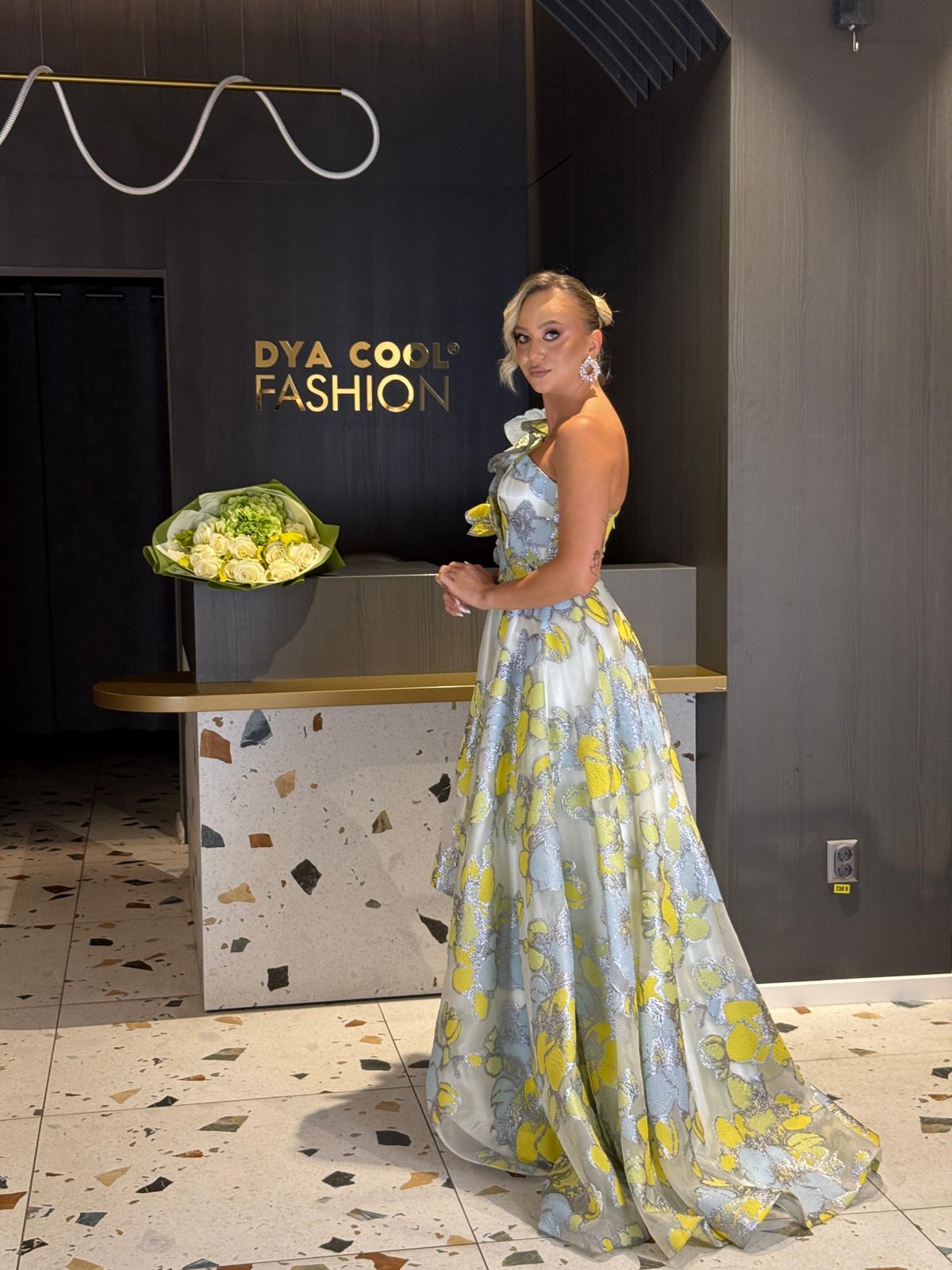 Rochie Asimetrică Lungă Cu Imprimeu Floral Galben-Argintiu DYA1240 - imagine 3