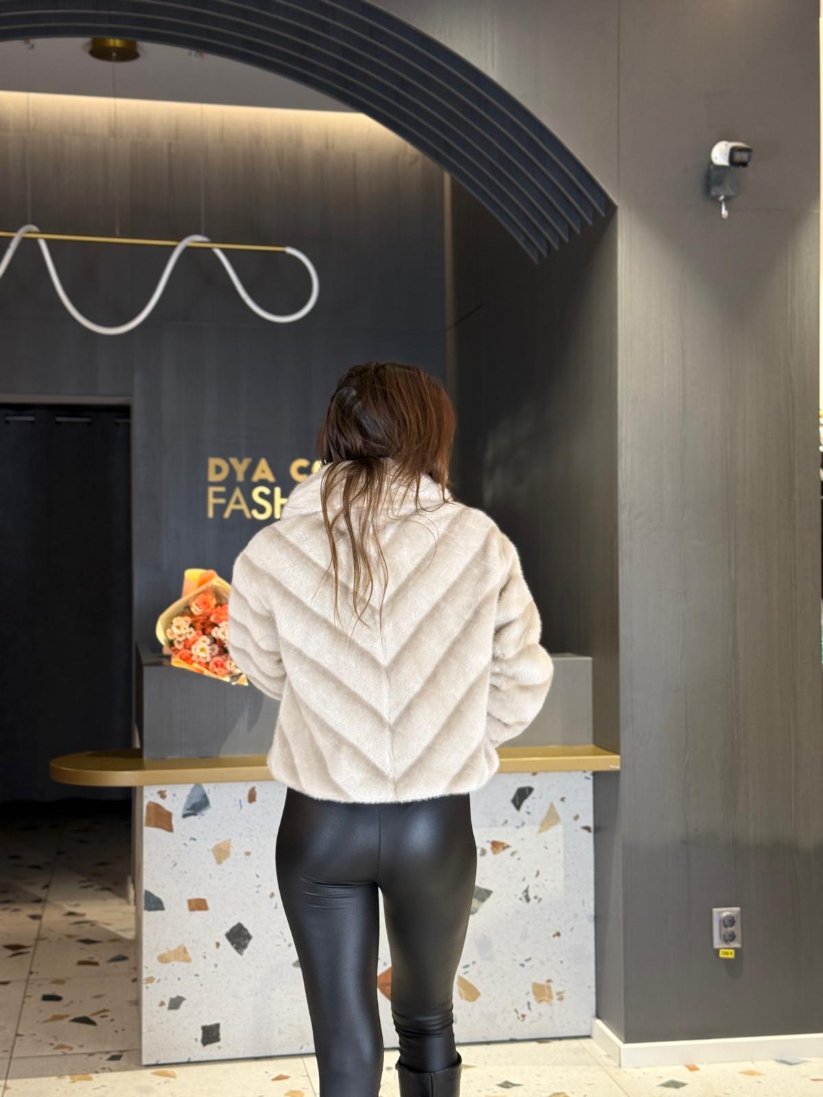 Jachetă Din Blană Ecologică Bej Oversize DYA1251 - imagine 6