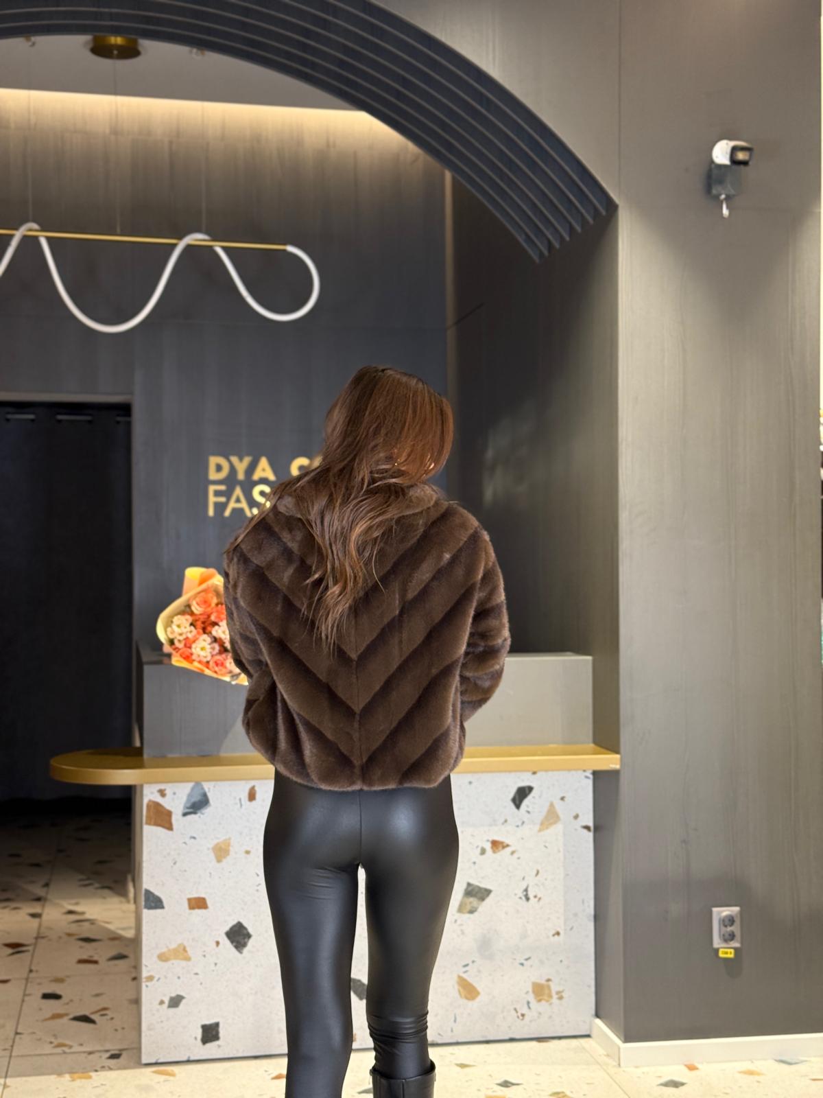 Jachetă Din Blană Ecologică Maro Ciocolatiu Oversize DYA1252 - imagine 4