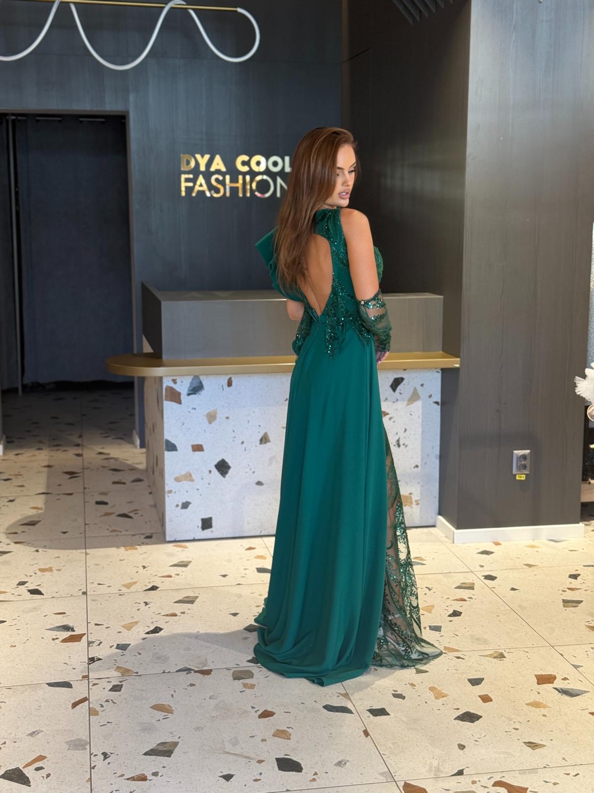 Rochie Asimetrică Verde Cu Aplicații DYA1199 - imagine 2