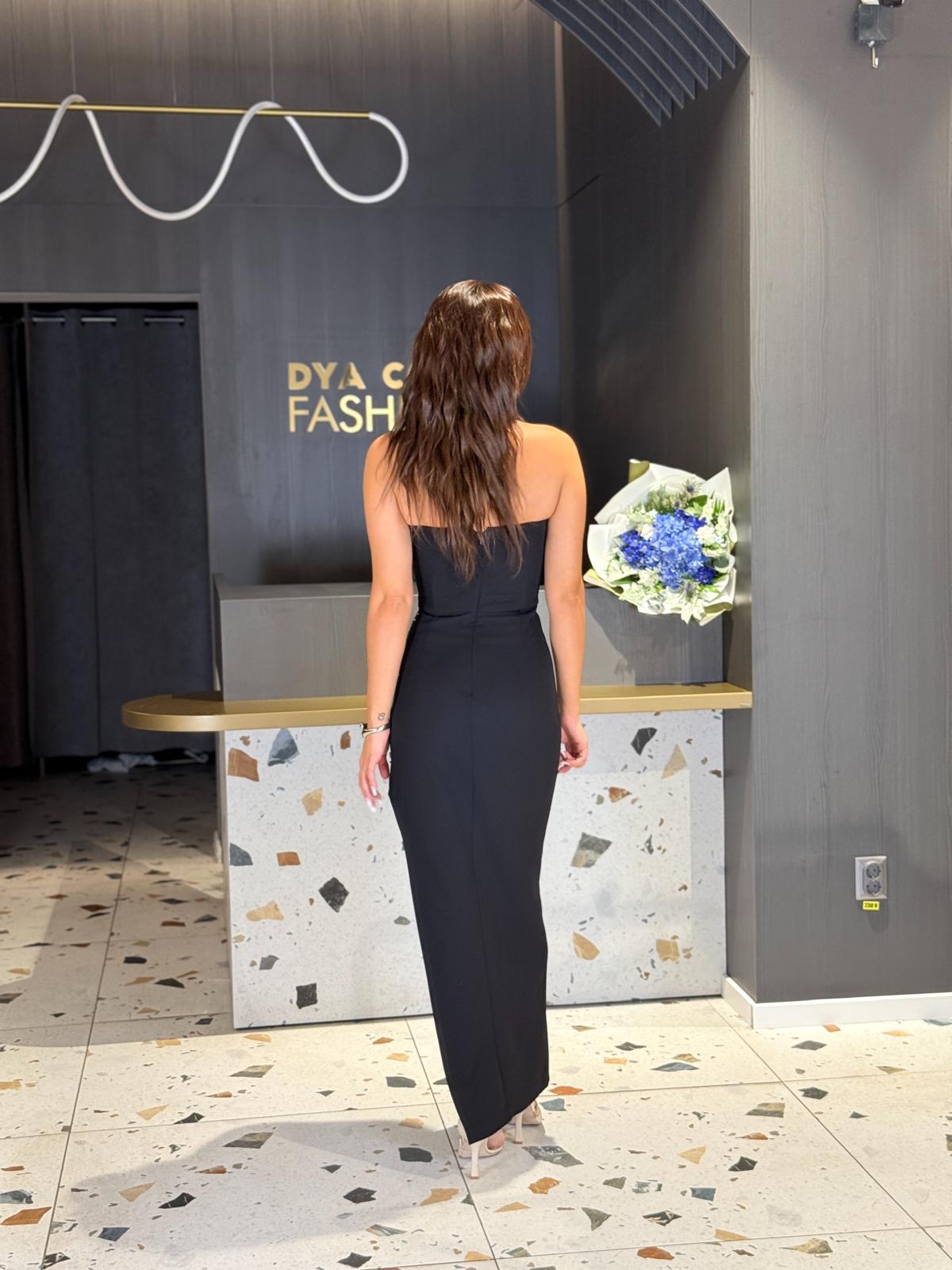 Rochie Midi Neagră Cu Mâneci Lungi Și Detaliu Floral DYA1212 - imagine 3