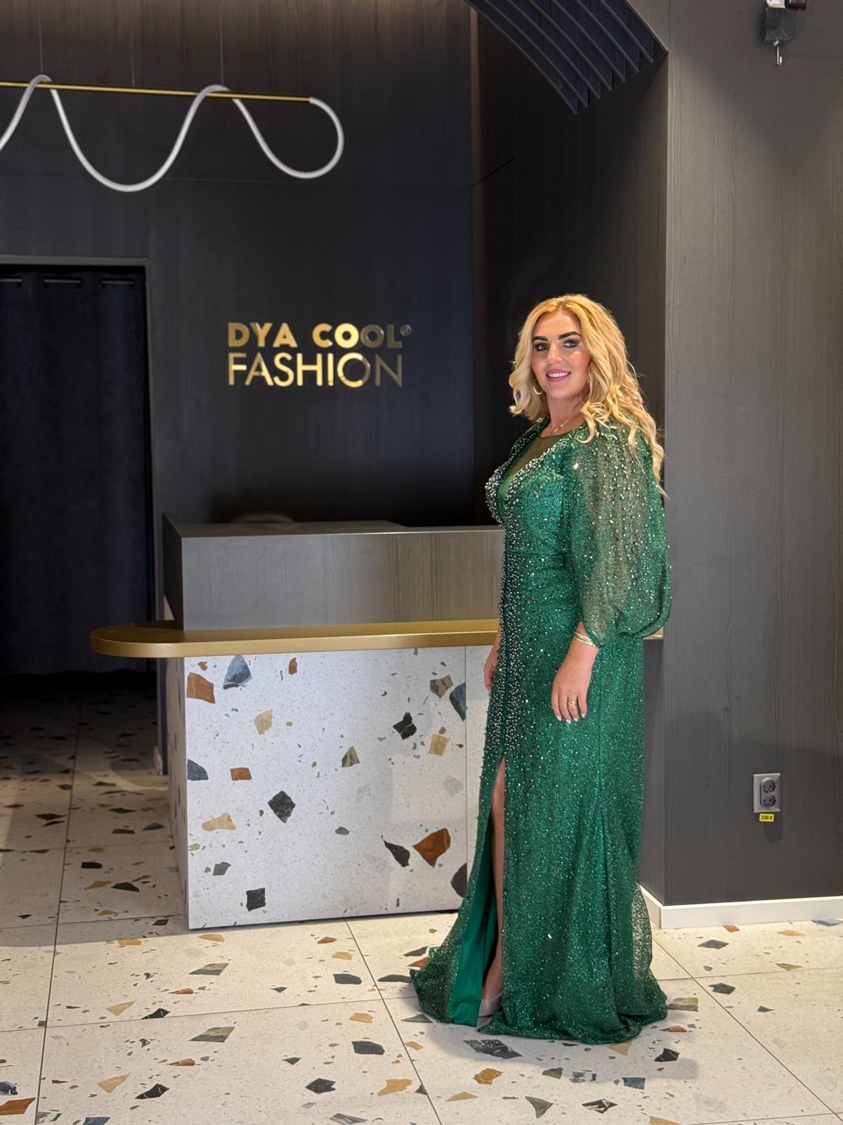 Rochie Lungă Verde Smarald Din Tull Cu Sclipici DYA1230 - imagine 2