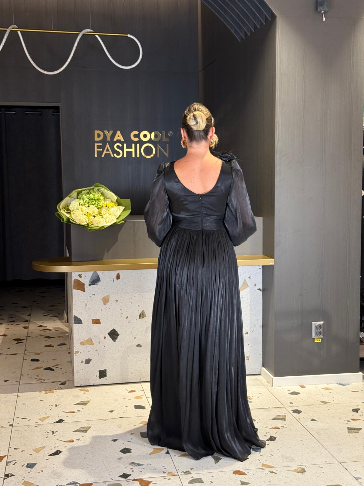Rochie Lungă Neagră Din Voal Satinat DYA1260 - imagine 4