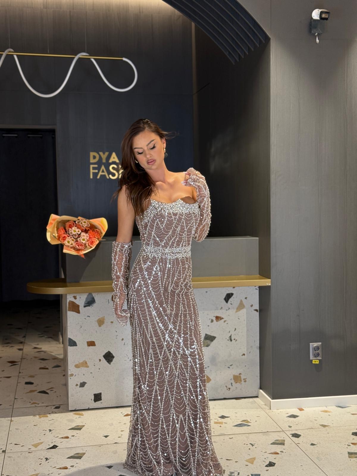 Rochie Lungă Nude cu Aplicații Strălucitoare DYA1268 - imagine 2