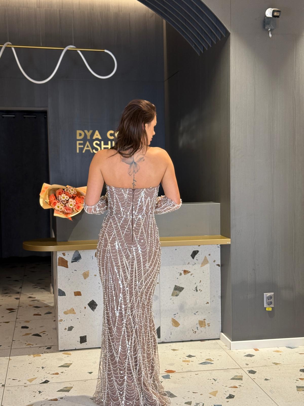 Rochie Lungă Nude cu Aplicații Strălucitoare DYA1268 - imagine 4