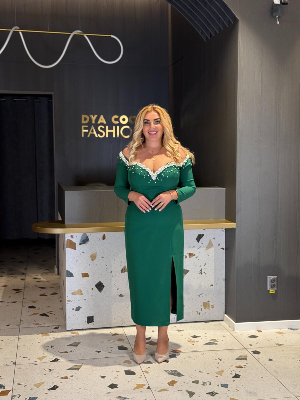 Rochie Midi Verde cu Aplicații de Perle DYA1272