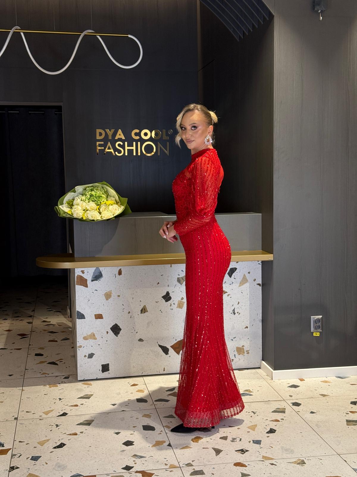 Rochie Lungă  Roșie Cu Mărgele Și Dantelă DYA1273 - imagine 3